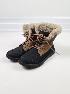 UGG Baxter Snow Boots Toddler Size 2 Shearling Winter Duck Boots